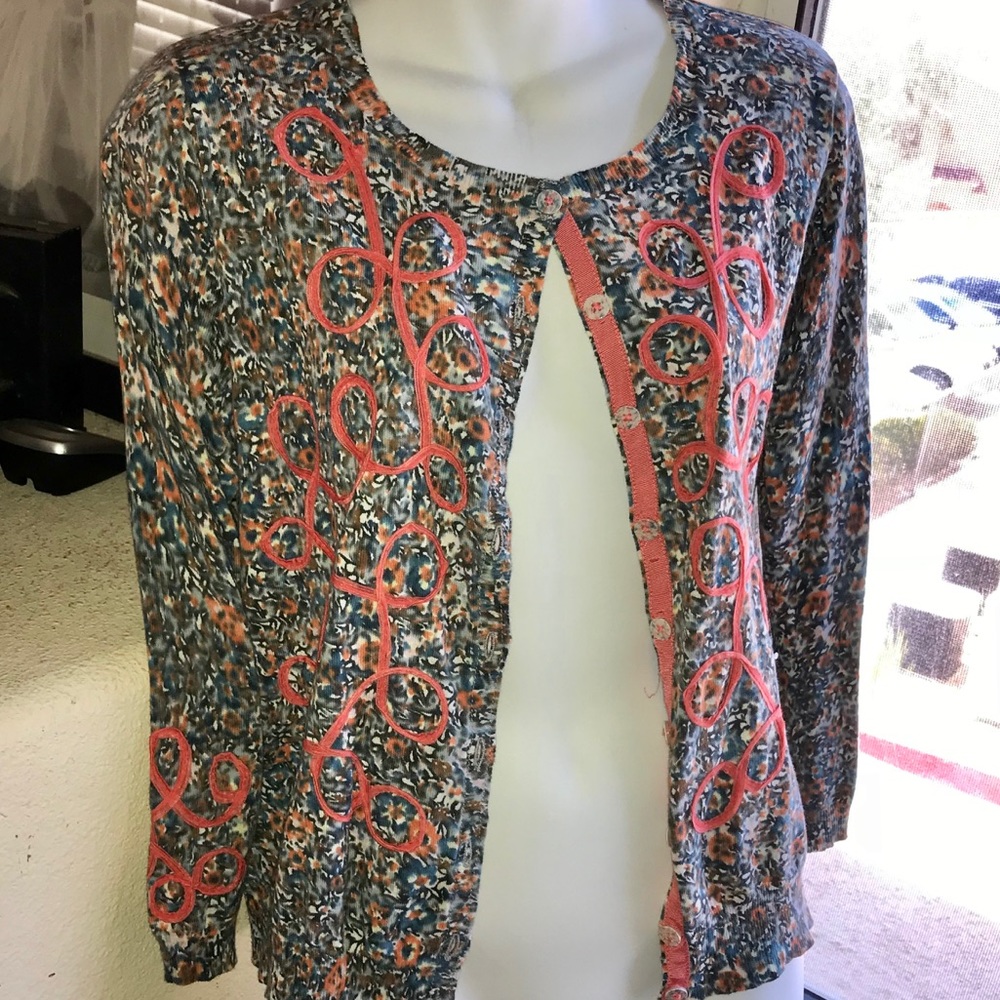 Sweater Bright color